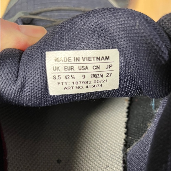 Salomon Navy and Red Trail Shoes - Picture 2 of 3